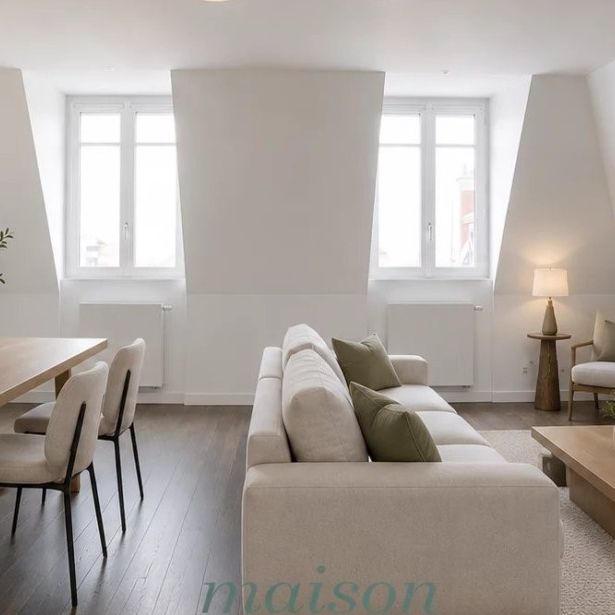 Appartement • La Plaine des Sablons - Photo 1