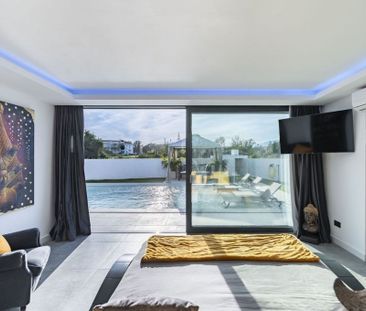 3 bedroom luxury Villa for rent in San Pedro de Alcántara, Andalusia - Photo 2