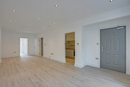 1 bedroom ground floor maisonette to rent - Photo 2