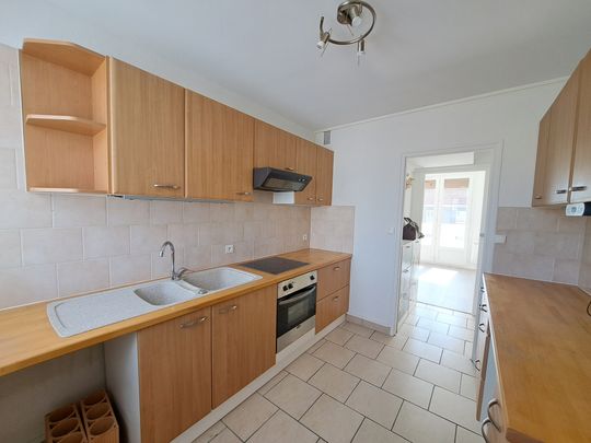 Location Appartement 3 pièces 53m² TROYES 10000 - Photo 1