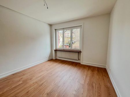 Bel appartement de 2.5 pièces, entièrement rénové - Photo 3