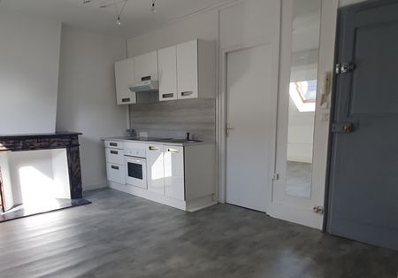 Location Appartement 3 pièces 43m² ST OMER 62500 - Photo 4