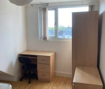 Double Room @ 137 Hanover Street, Swansea. - Photo 5