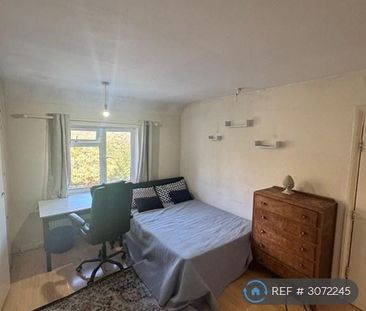 1 bedroom in a house share to rent - Photo 4