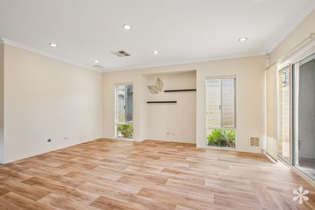 20 Thaxted Street - Photo 2