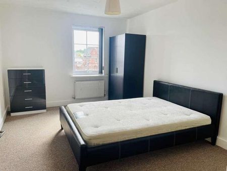 Elphins Drive, Wilderspool Park, Warrington, WA4 - Photo 4