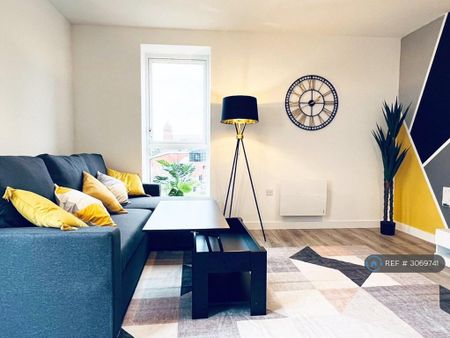 2 bedroom flat to rent - Photo 3