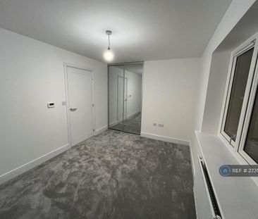 2 bedroom maisonette to rent - Photo 3