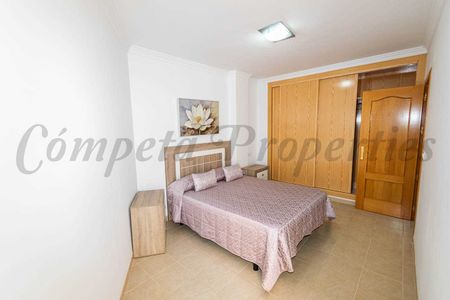 Apartment in Torrox, Andalucia , Costa del Sol - Photo 4