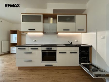 Pronájem bytu 1+kk v osobním vlastnictví 45 m², Plzeň - Photo 3