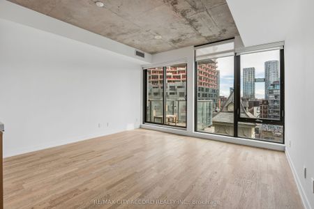 Fashion House Lofts 560 , #718 - Photo 4