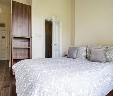 Apt 6, Clarendon House - Photo 6