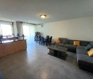 VITROLLES APPARTEMENT T2 MEUBLE TERRASSE, - Photo 1