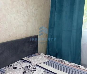 Inchiriere Apartament 4 camere in Titan - Photo 3
