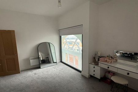 2 bed apartment to rent in The Sanctuary, Gladstone Terrace, Gateshead, NE8 - Photo 2