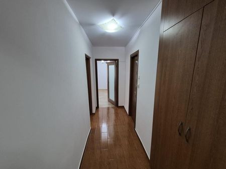 Campia Libertatii, Scoala 75, decomandat. - Photo 5