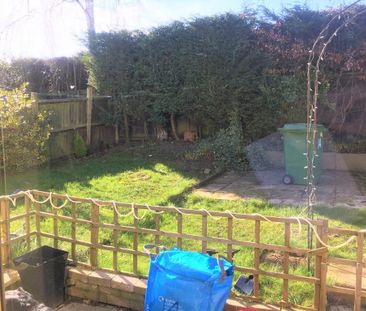 3 bedroom end of terrace house to rent - Photo 6