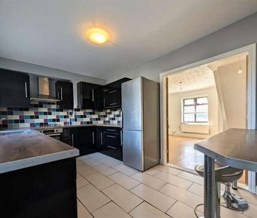 Heath End Road, Stockingford, CV10 - Photo 4