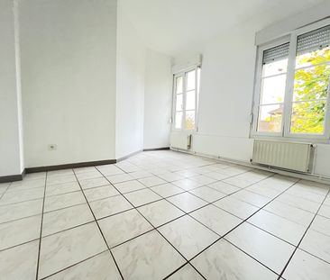 Location Appartement 3 pièces 77m² LONGWY 54400 - Photo 1