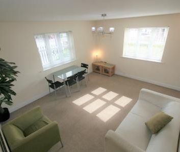 Manor Gardens Close, Loughborough, LE11 - Photo 1