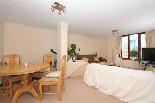 Hermitage Court, Knighten Street, London, E1W 1PW - Photo 1