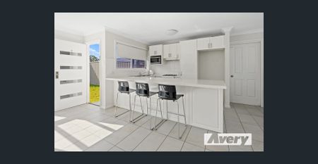 Low-Maintenance Duplex Offering Comfort & Convenience - Photo 4