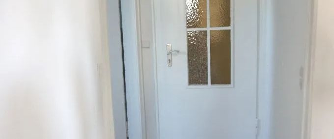 Dachgeschoss-Liebhaber aufgepasst! Schicke 2-Zimmer-Wohnung in Bergisch Gladbach-Hand - Foto 1