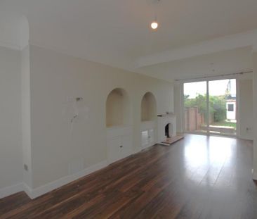 3 bedroom terraced house to rent - Photo 2