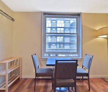 Available Dec 1st-Furnished 1 Bedroom Waterfront Station 440 Richards - Photo 1