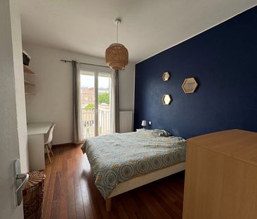 Location Appartement 2 pièces 31m² - Photo 2