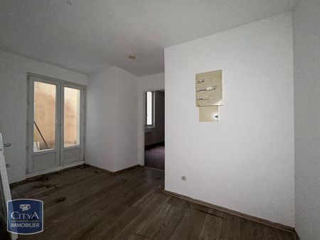 Location Appartement 2 pièces 51m² CARPENTRAS 84200 - Photo 2