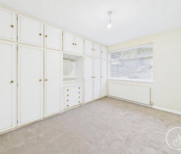 2 bedroom semi-detached bungalow to rent - Photo 6