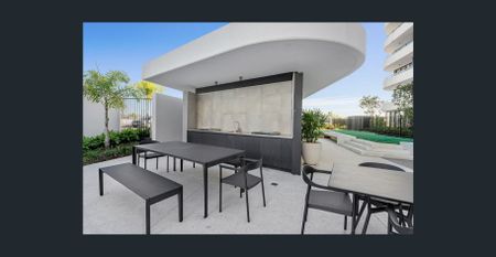 North Facing immaculate Apartment - Photo 5