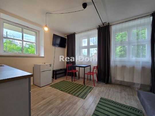 Mieszkanie Bielsko-Biała Centrum powierzchnia 38.0 m² C154-WM-05643 - Photo 1