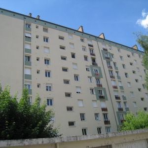 À louer / Appartement F3 / BESANCON QUARTIER CHAPRAIS 29 C avenue Fontaine-Argent - Photo 3