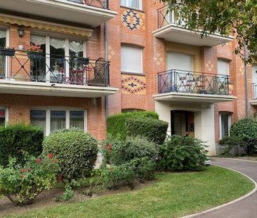 Location Appartement 2 pièces 49m² VALENCIENNES 59300 - Photo 6