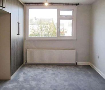 Richmondfield Avenue, Barwick In Elmet, Leeds, LS15 - Photo 2