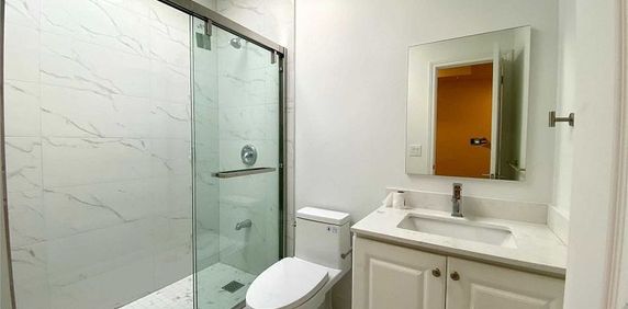 For Lease - 3238 Yonge Street Unit# 2nd Fl, Toronto, Ontario - Photo 2