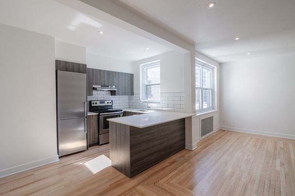 2105 Chomedey Street - Photo 1