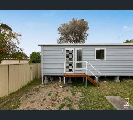18a Alpine Avenue, San Remo, NSW 2262 - Photo 3