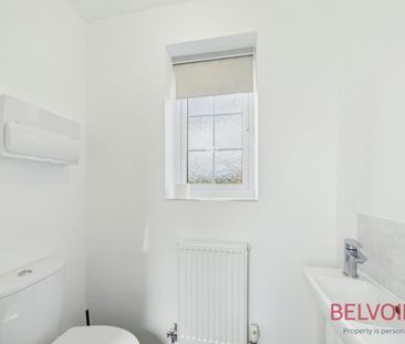 Semi-detached house to rent on - Photo 3