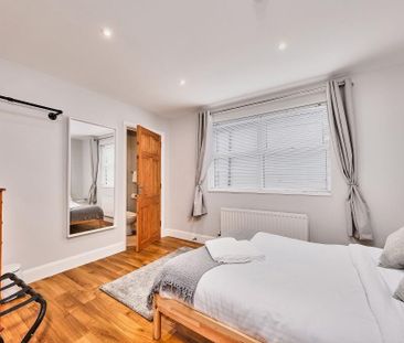 Dunluce Park (Sept 26 To April 27), 48 Eglinton Street, Portrush, B... - Photo 5
