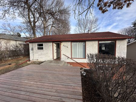 2416 48 Street Northwest, Calgary - Photo 4