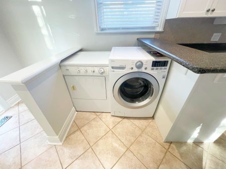 For Lease - 316 Gells Road Unit# Upper, Richmond Hill, Ontario - Photo 5