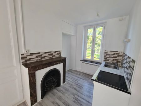 Location Appartement 2 pièces 29m² BOULOGNE SUR MER 62200 - Photo 2