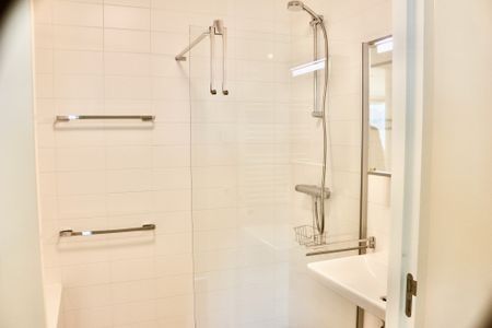 EINDHOVEN, Vincent van den heuvellaan - Foto 5