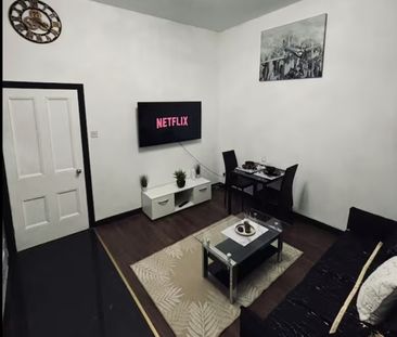 1 Bed Flat, Bank Street, S1 - Photo 2