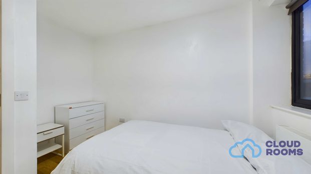 RM4 Eastmead | Farnborough | GU14 7SA - Photo 1