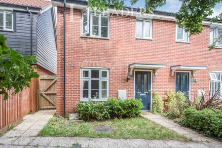 3 bedroom house to rent Binyon Close, Stowmarket, IP14 - Photo 4