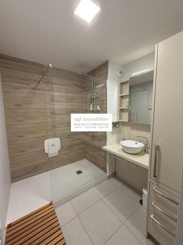 Location Appartement 2 pièces 53m² MALO LES BAINS 59240 - Photo 5